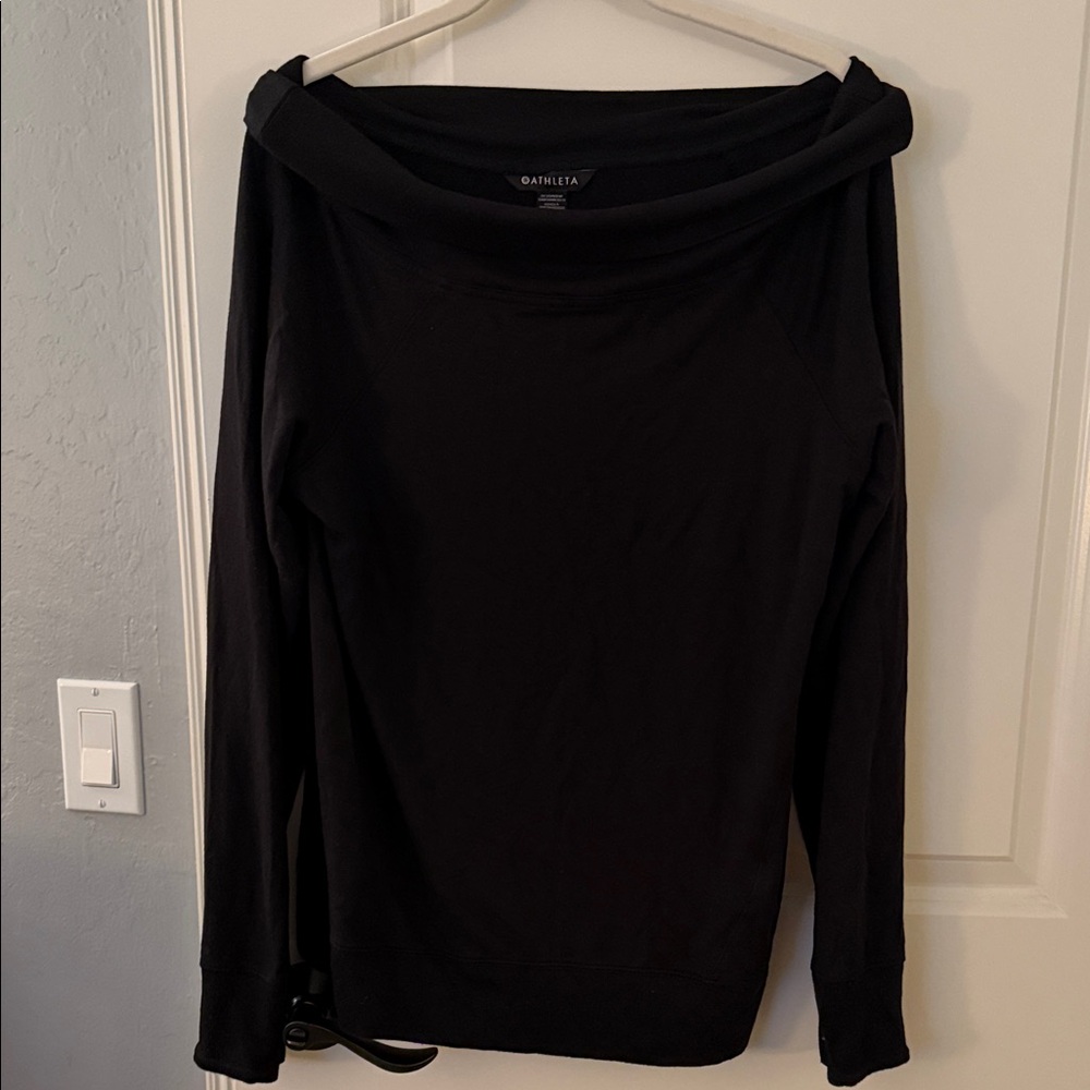 Athleta Black Off-Shoulder Long Sleeve Top